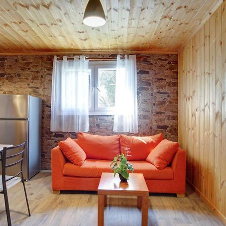 Kanakádes Terezina Wood Houseヴィラ エクステリア 写真