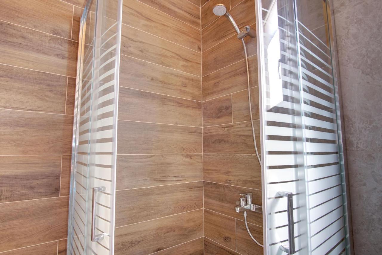 Kanakádes Terezina Wood Houseヴィラ エクステリア 写真