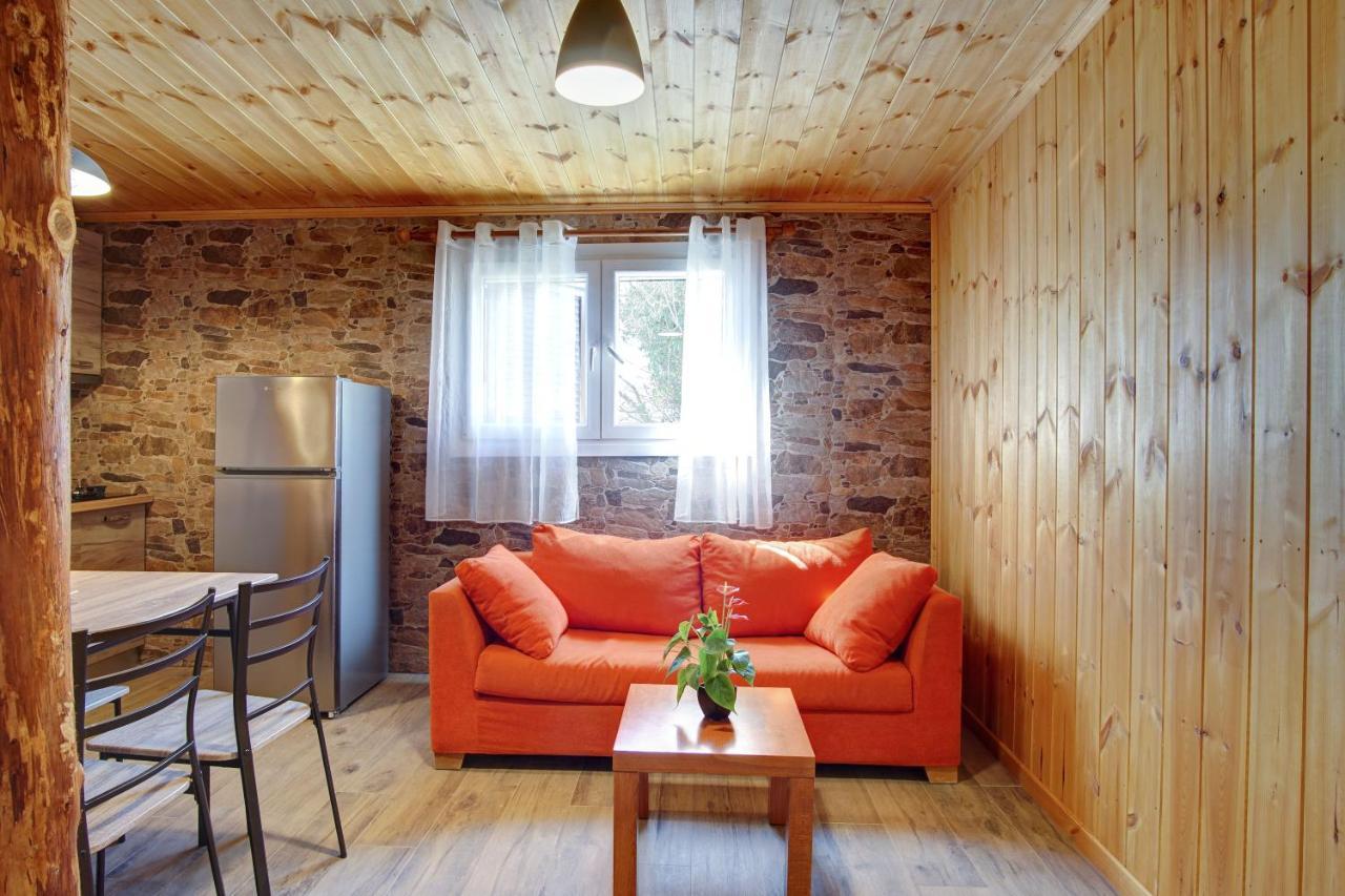 Kanakádes Terezina Wood Houseヴィラ エクステリア 写真