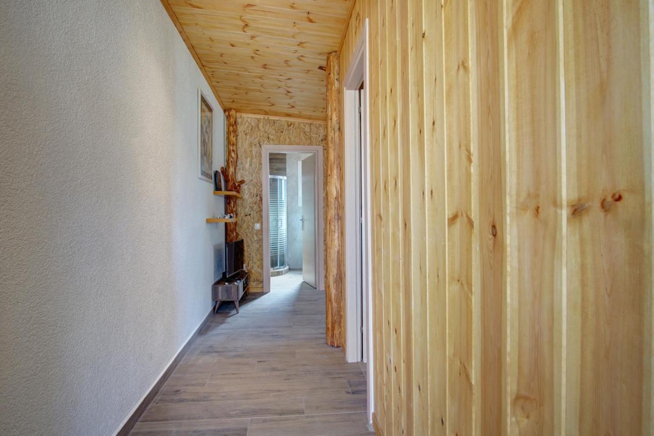 Kanakádes Terezina Wood Houseヴィラ エクステリア 写真