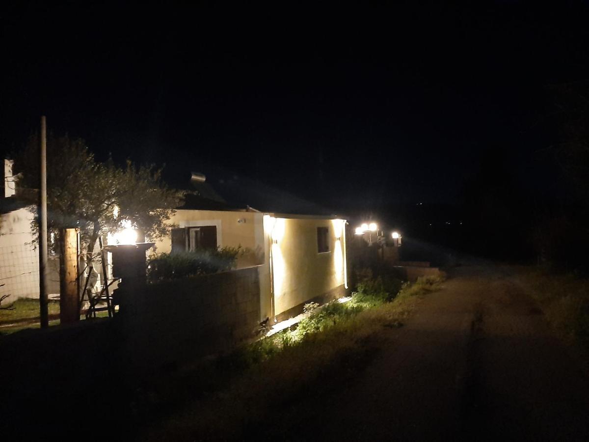 Kanakádes Terezina Wood Houseヴィラ エクステリア 写真